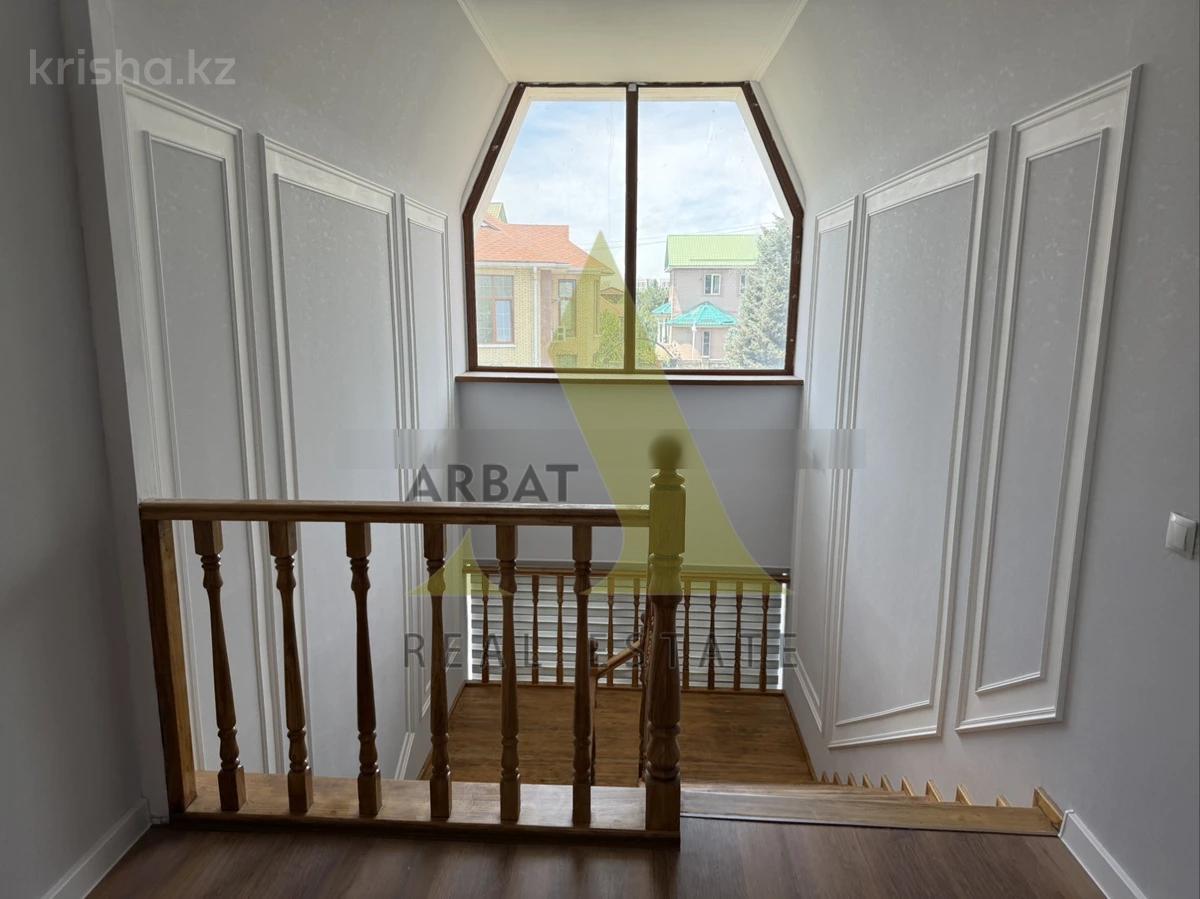Фото Отдельный дом, 9 комн, 420м²