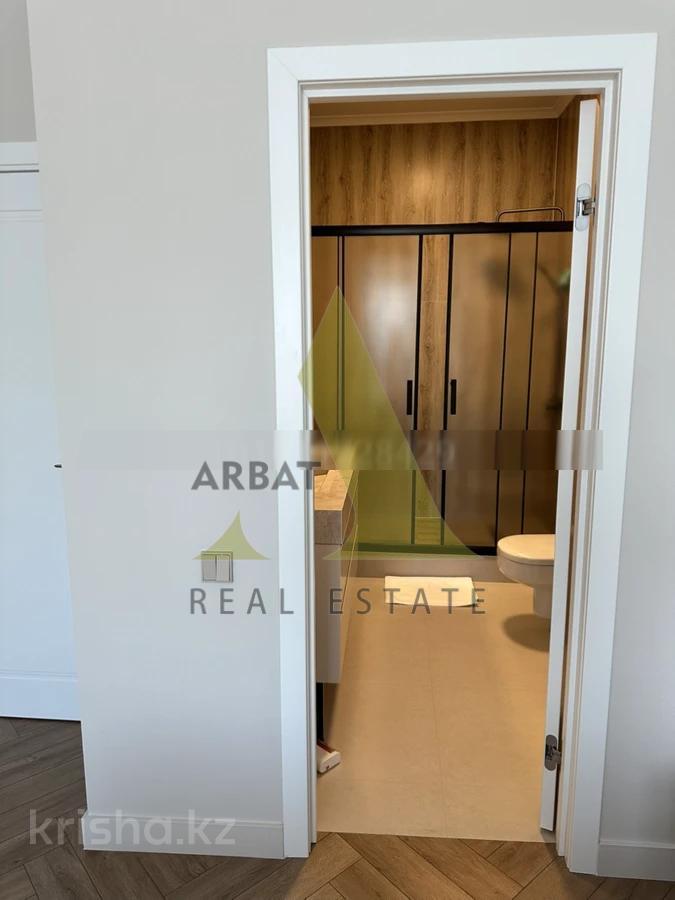 Фото Квартира, 4 комн, 130 м², 5/6 эт., 2014 г.п.