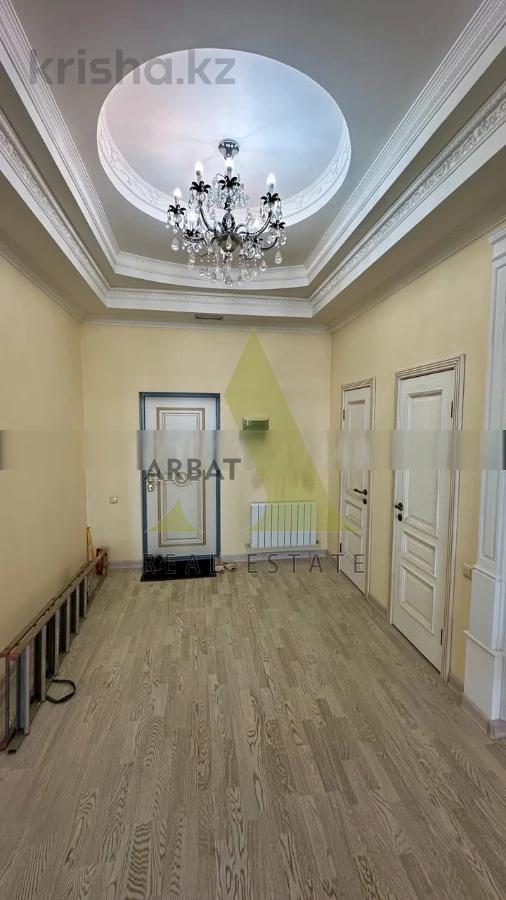 Фото Квартира, 4 комн, 192.8 м², 4/9 эт., 2010 г.п.