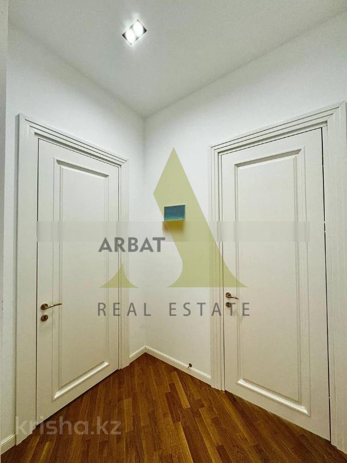 Фото Квартира, 4 комн, 210 м², 2/3 эт., 2020 г.п.
