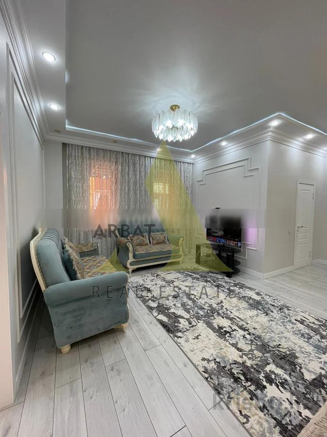 Фото Отдельный дом, 7 комн, 300м²