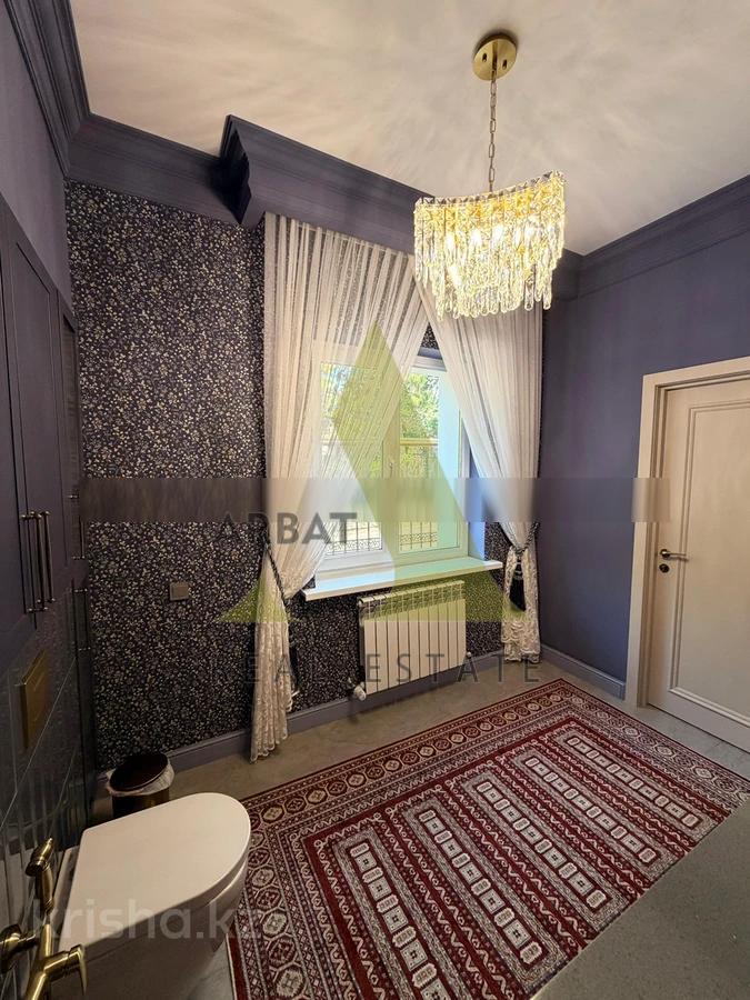 Фото Отдельный дом, 5 комн, 400м²