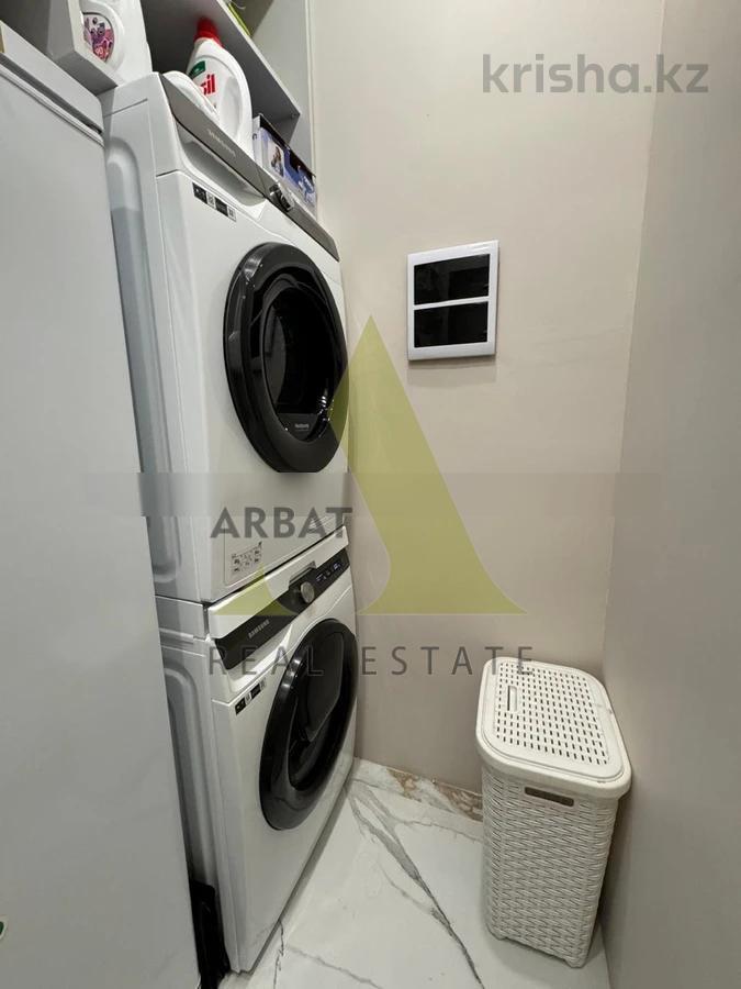 Фото Квартира, 3 комн, 80 м², 1/3 эт.