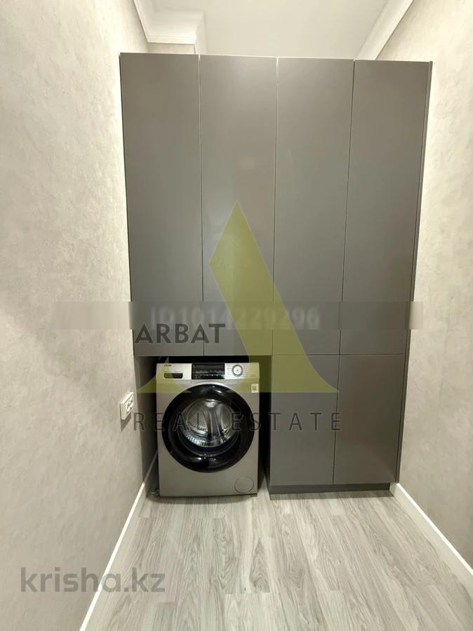 Фото Квартира, 4 комн, 146 м², 3/3 эт.