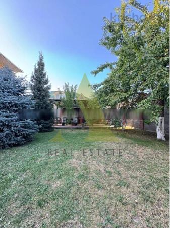 Фото Отдельный дом, 8 комн, 300м²
