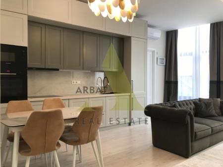 Фото Квартира, 3 комн, 97 м², 1/3 эт.