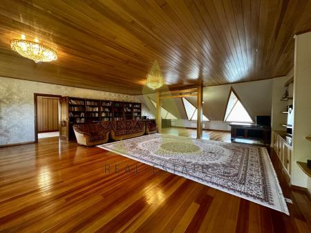Фото Отдельный дом, 7 комн, 842м²