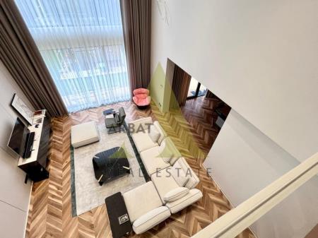 Фото Отдельный дом, 8 комн, 350м²