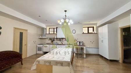 Фото Отдельный дом, 7 комн, 751.4м²