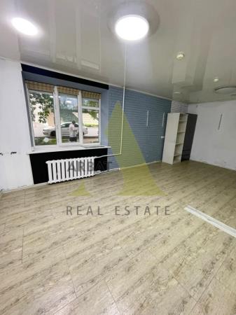 Фото Магазины и бутики, общепит, салоны красоты, медцентры и аптеки, 92 м²