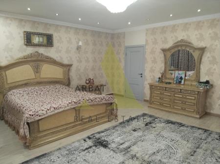 Фото Отдельный дом, 7 комн, 300м²