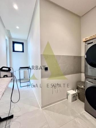 Фото Отдельный дом, 8 комн, 350м²
