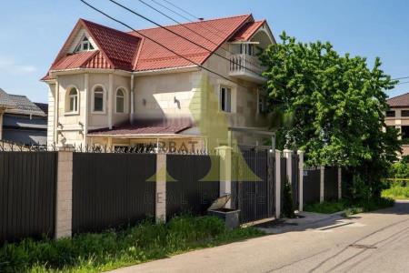 Фото Отдельный дом, 7 комн, 300м²