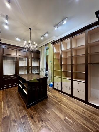 Фото Отдельный дом, 8 комн, 750м²