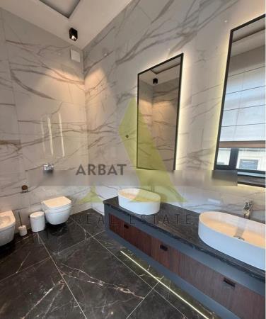 Фото Отдельный дом, 6 комн, 450м²