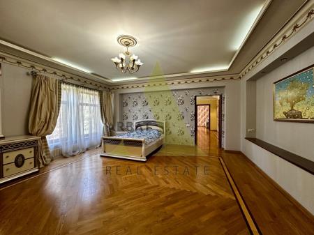 Фото Отдельный дом, 7 комн, 842м²