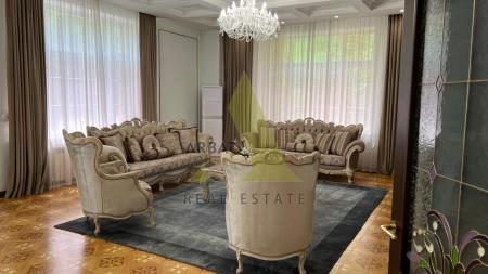 Фото Отдельный дом, 7 комн, 650м²