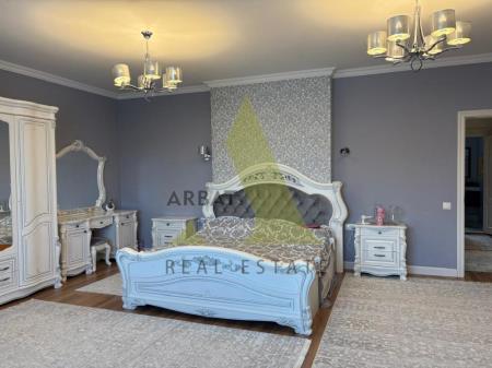 Фото Отдельный дом, 7 комн, 400м²