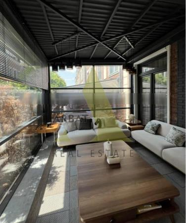 Фото Квартира, 7 комн, 370 м², 4 эт.