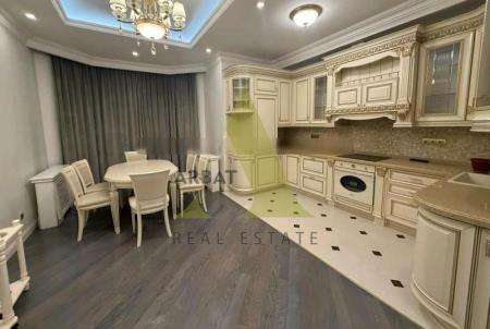 Фото Отдельный дом, 5 комн, 365м²