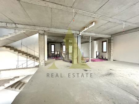 Фото Отдельный дом, 6 комн, 580.6м²