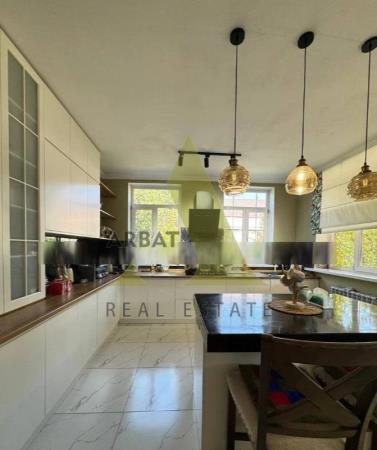 Фото Отдельный дом, 8 комн, 300м²