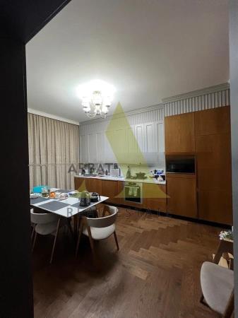 Фото Отдельный дом, 6 комн, 240м²