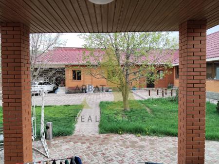 Фото Отдельный дом, 6 комн, 285м²