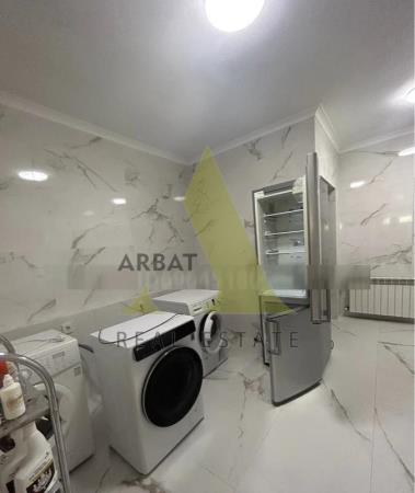 Фото Отдельный дом, 8 комн, 435м²