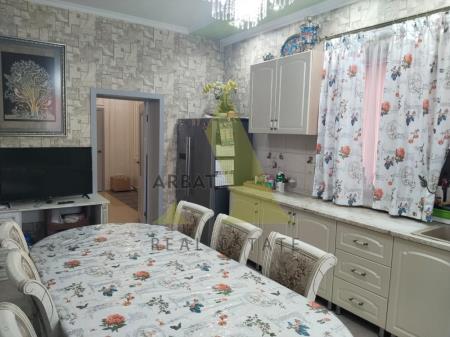 Фото Отдельный дом, 7 комн, 300м²