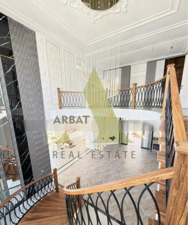Фото Отдельный дом, 5 комн, 400м²