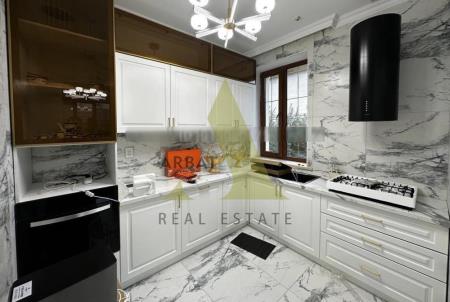 Фото Отдельный дом, 10 комн, 470м²