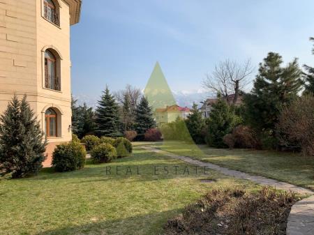 Фото Отдельный дом, 10 комн, 1000м²