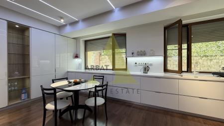 Фото Отдельный дом, 6 комн, 365.9м²