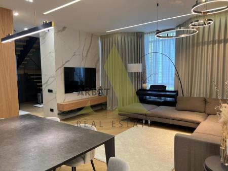 Фото Квартира, 4 комн, 180 м²