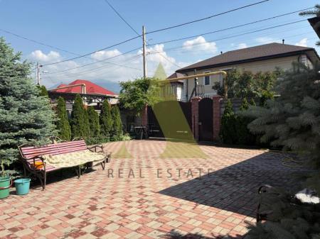Фото Отдельный дом, 6 комн, 400м²