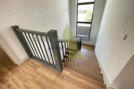Фото Отдельный дом, 6 комн, 192м²