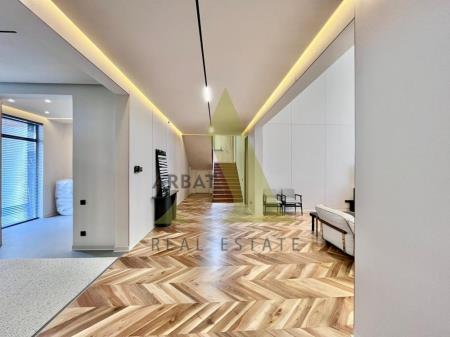 Фото Отдельный дом, 8 комн, 350м²