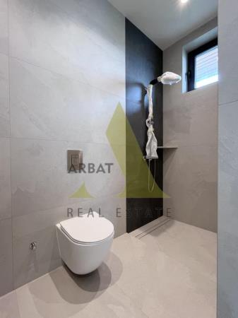 Фото Отдельный дом, 8 комн, 350м²