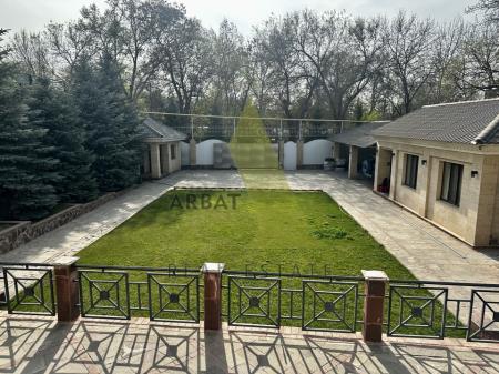 Фото Отдельный дом, 10 комн, 1000м²