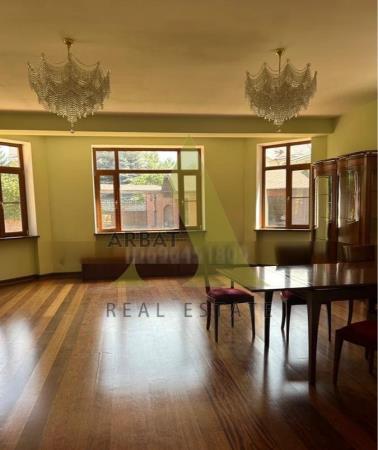 Фото Отдельный дом, 8 комн, 435м²