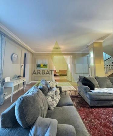 Фото Отдельный дом, 8 комн, 300м²