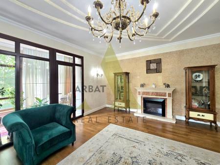 Фото Квартира, 8 комн, 433 м², 3/4 эт., 2011 г.п.