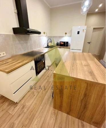 Фото Квартира, 2 комн, 63 м², 3/7 эт.