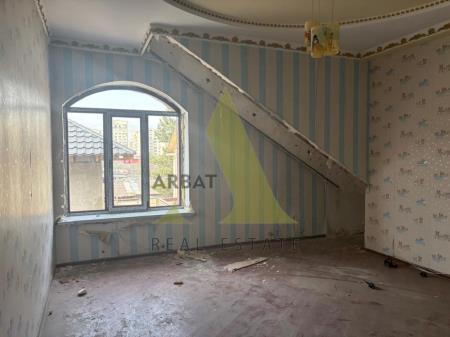 Фото Отдельный дом, 7 комн, 700м²