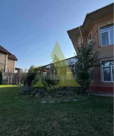 Фото Отдельный дом, 8 комн, 300м²