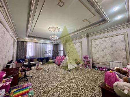 Фото Отдельный дом, 25 комн, 1674м²