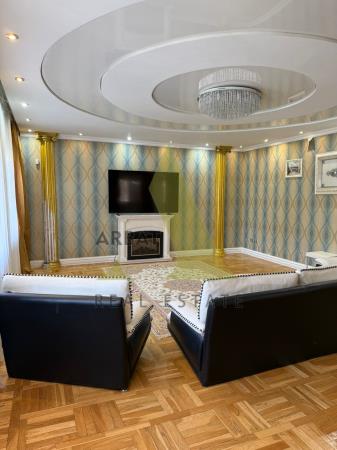 Фото Отдельный дом, 5 комн, 345м²
