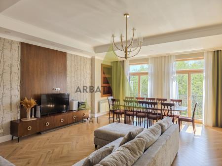 Фото Квартира, 5 комн, 220 м², 4/10 эт., 2022 г.п.