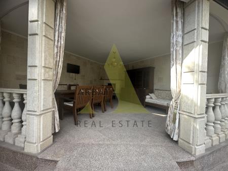 Фото Отдельный дом, 5 комн, 500м²